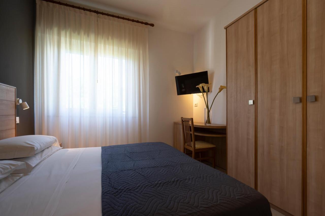 Hotel Mocambo Riccione Luaran gambar